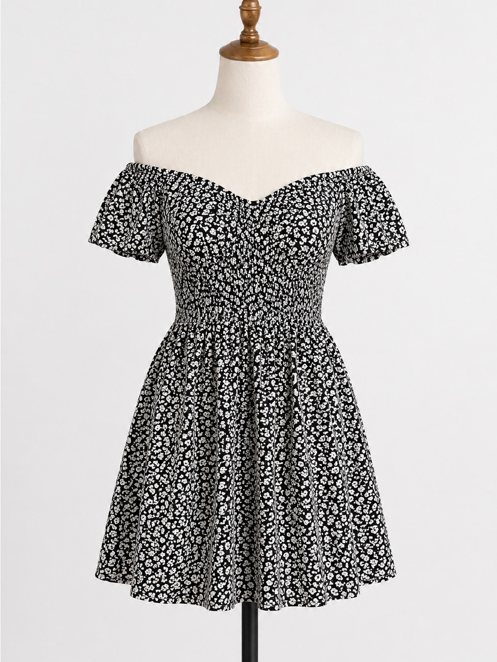 Short Sleeve Tiered Mini Dress NWT Boho Cottagecore Resort Wear Casual Size S